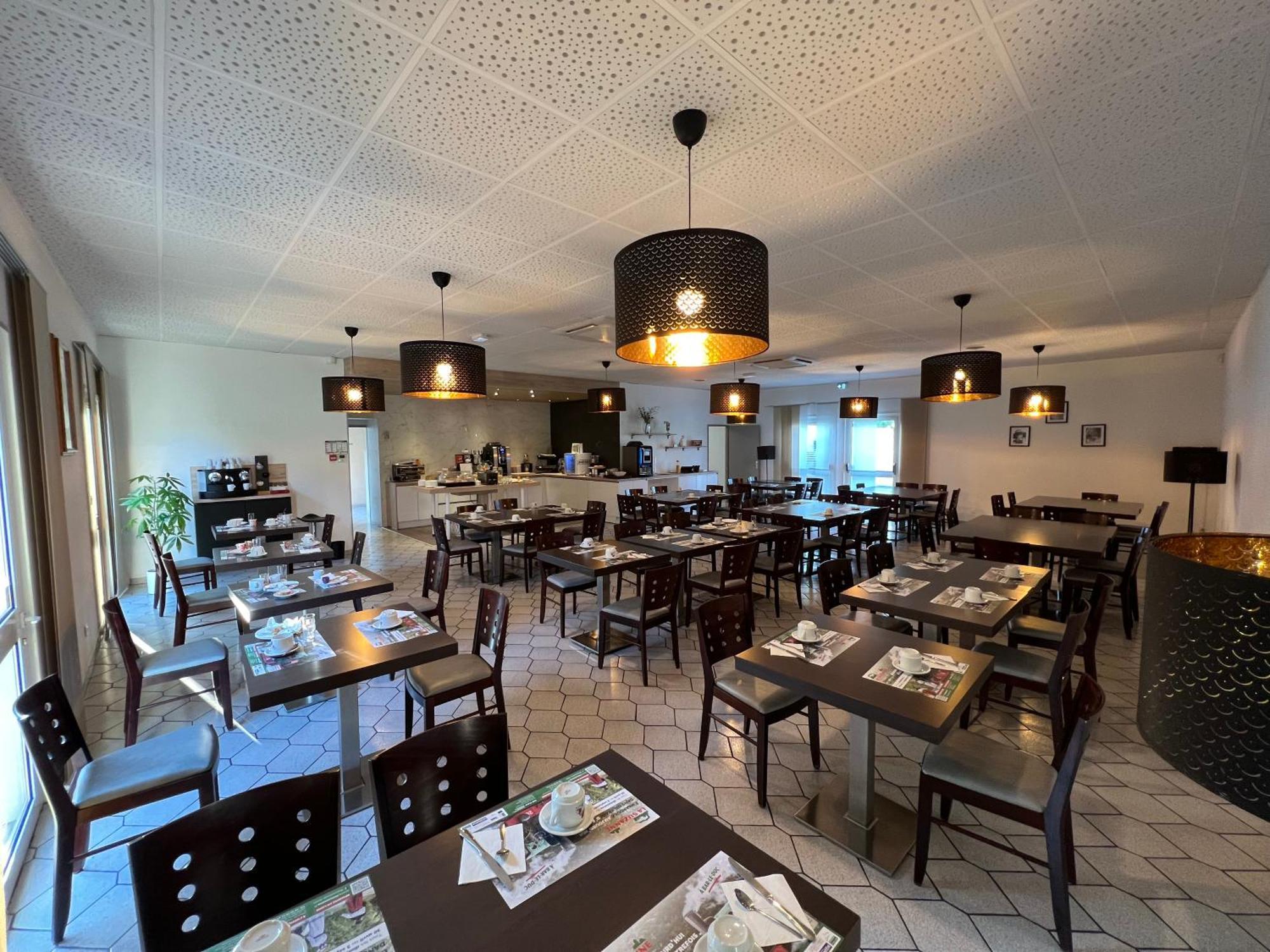 Les Orchidees , & Restaurant Hotel 3*