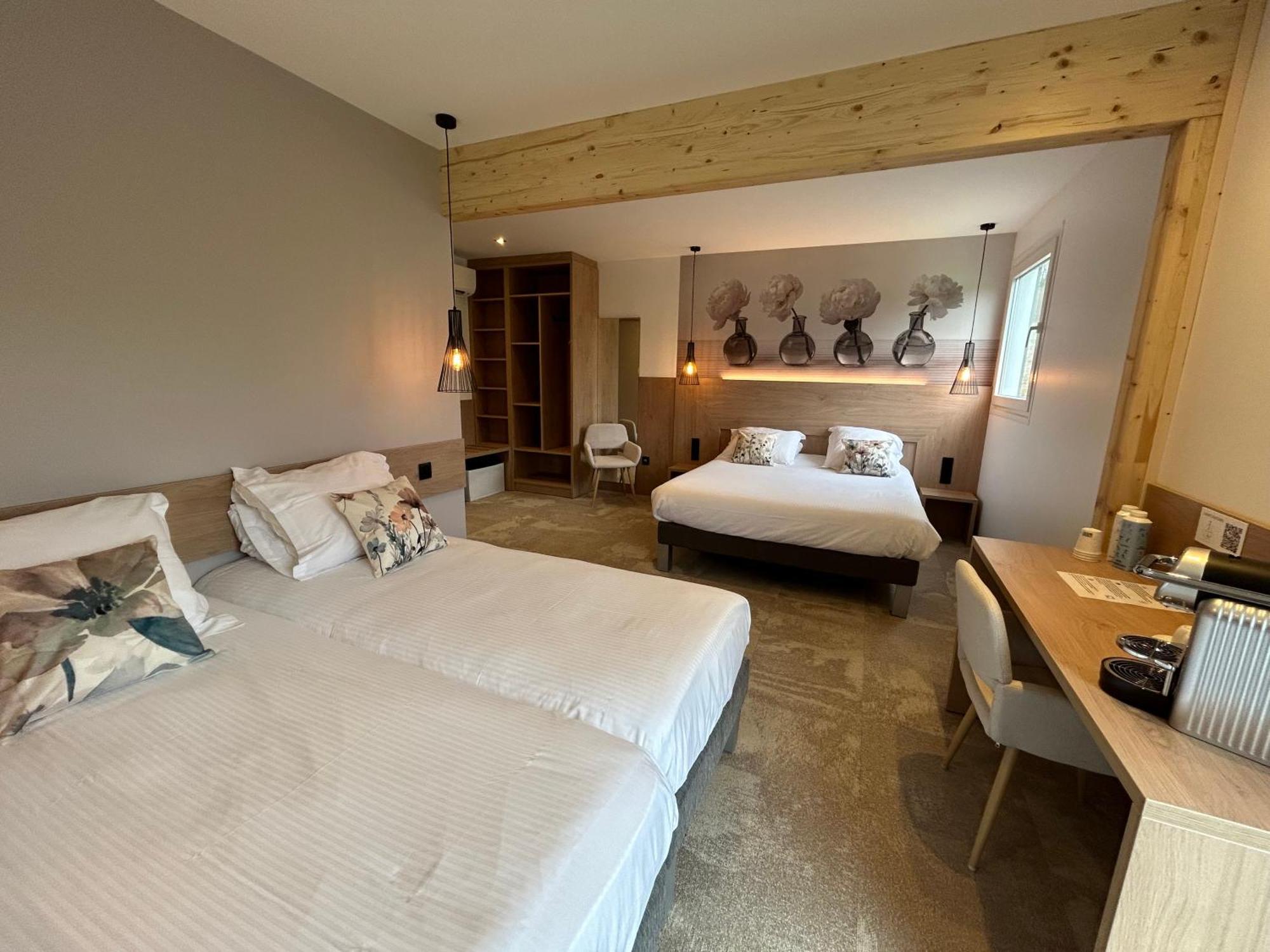 Hotel Les Orchidees , & Restaurant 3*