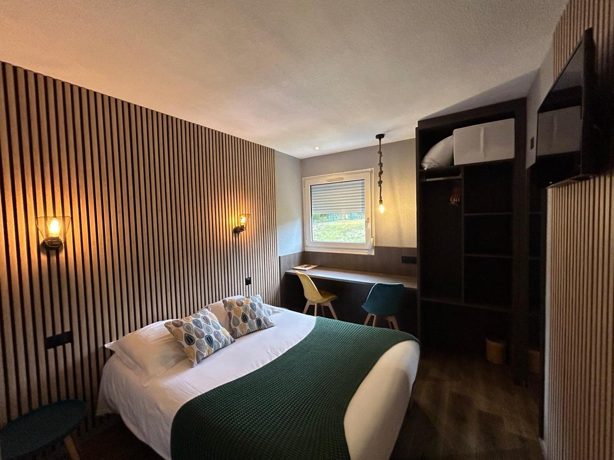 Hotel Les Orchidees , & Restaurant 3*