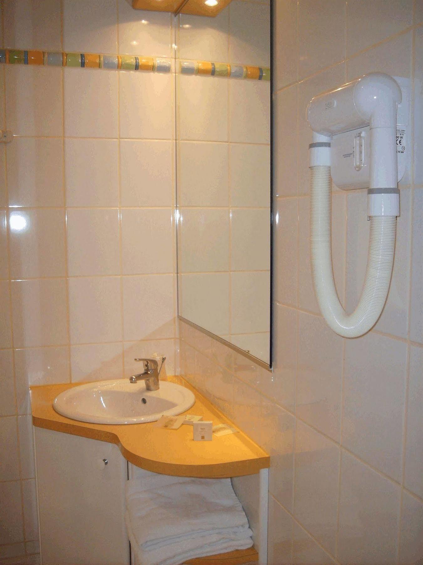Les Orchidees , & Restaurant Hotel 3*