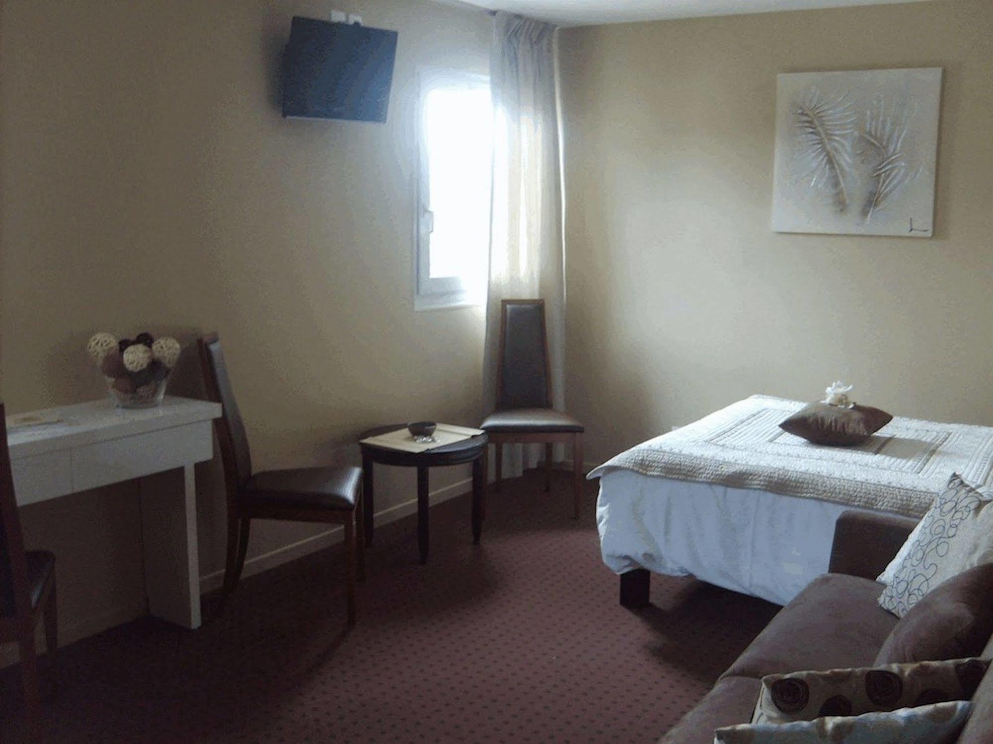 Hotel Les Orchidees , & Restaurant