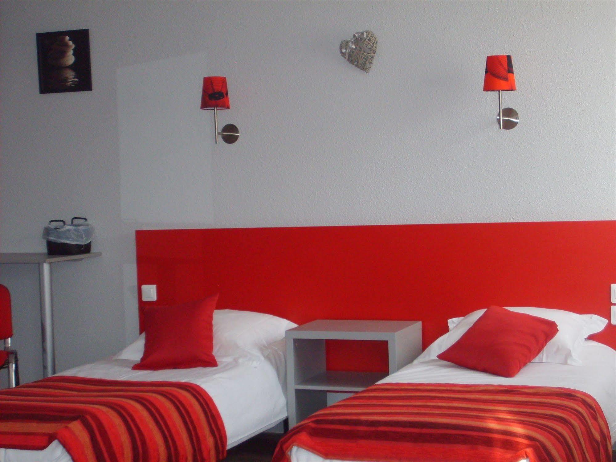 Les Orchidees , & Restaurant Hotel